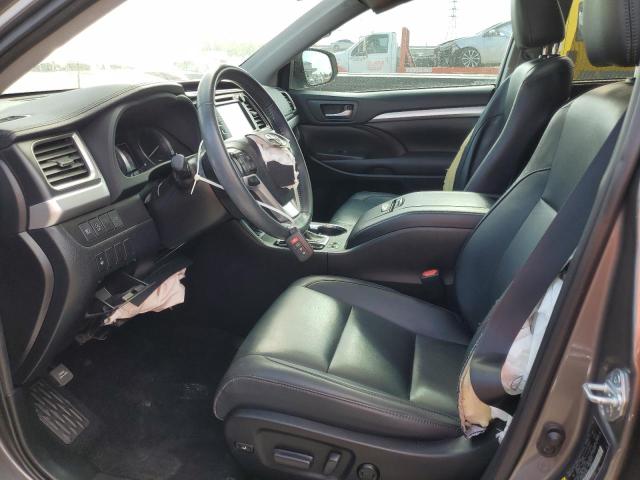 Photo 7 from auction – 2019 TOYOTA HIGHLANDER with VIN 5TDKZRFH6KS566146