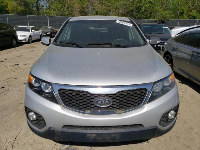Photo 5 from auction – 2013 KIA SORENTO LX with VIN 5XYKT3A15DG396841