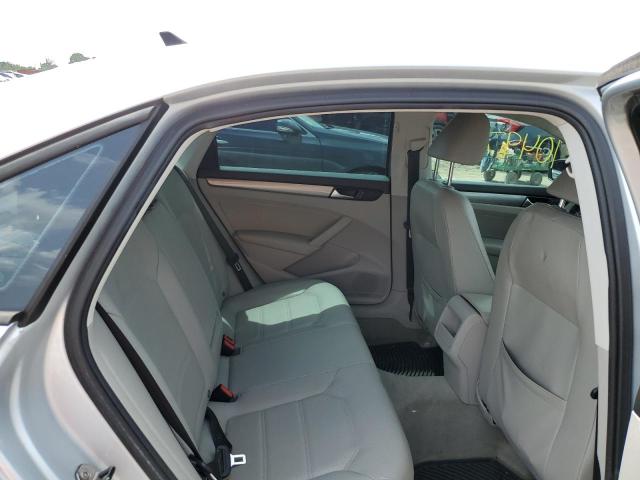 Photo 10 from auction – 2015 VOLKSWAGEN PASSAT S with VIN 1VWAS7A35FC009622