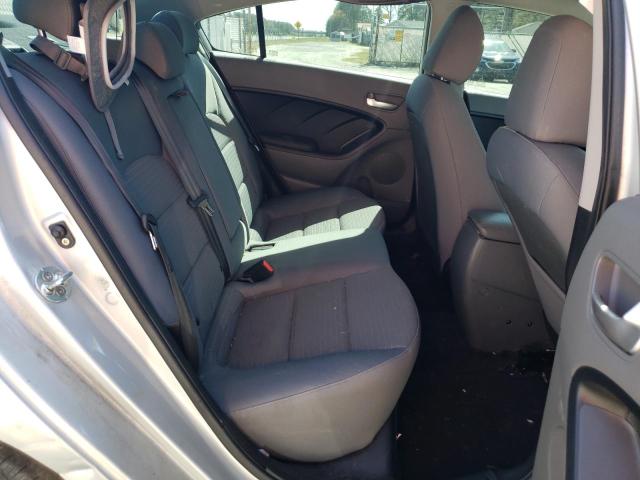 Photo 10 from auction – 2017 KIA FORTE LX with VIN 3KPFL4A73HE012604
