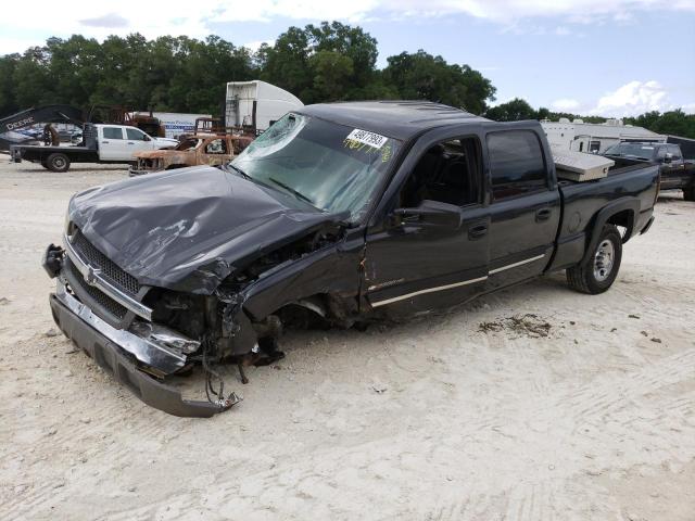 CHEVROLET SILVERADO 2004 with VIN 1GCHC23U74F154163 - Photo from auction