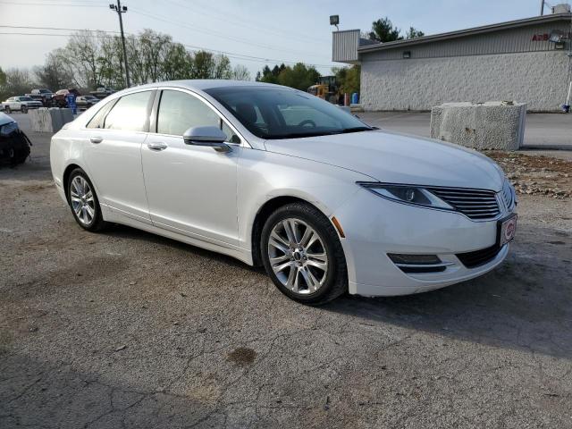 Photo 4 from auction – 2016 LINCOLN MKZ with VIN 3LN6L2J92GR611065