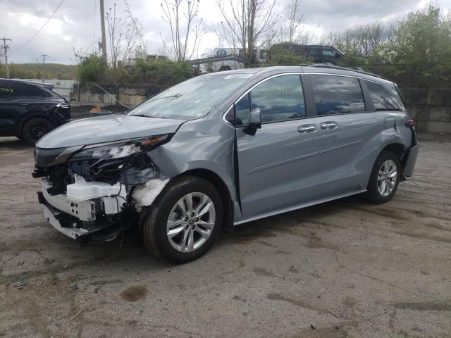 TOYOTA SIENNA XLE 2022 with VIN 5TDASKFC3NS041433 - Photo from auction