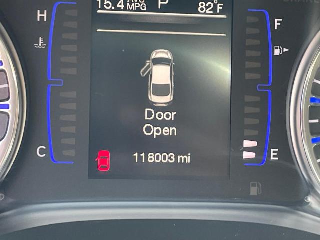 Photo 8 from auction – 2015 CHRYSLER 200 LIMITE with VIN 1C3CCCAB5FN726135