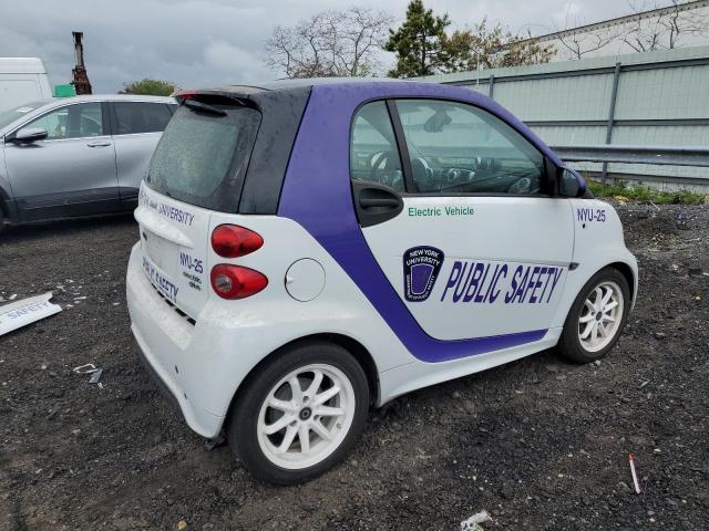 Photo 3 from auction – 2013 SMART FORTWO with VIN WMEEJ9AA1DK697432