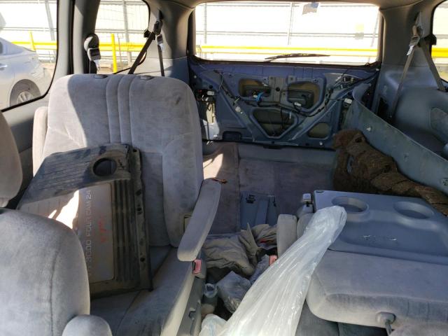 Photo 10 from auction – 2002 TOYOTA SIENNA LE with VIN 4T3ZF13C92U435082
