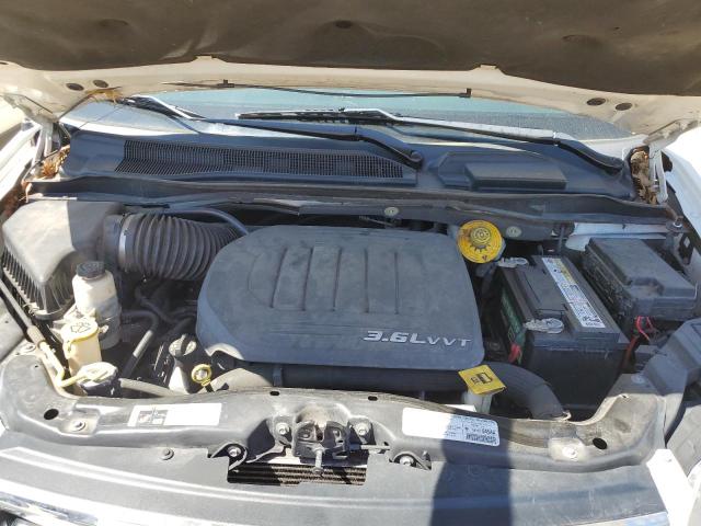 Photo 12 from auction – 2013 CHRYSLER TOWN & COU with VIN 2C4RC1GG5DR779706