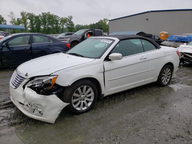 CHRYSLER 200 TOURIN 2013 with VIN 1C3BCBEG4DN635544 - Photo from auction