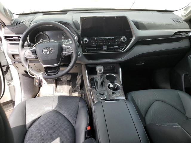 Photo 8 from auction – 2022 TOYOTA HIGHLANDER with VIN 5TDFZRBH0NS176588