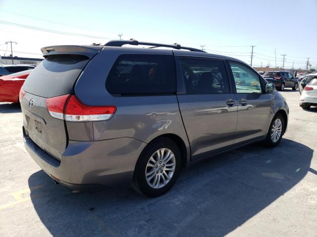 Photo 3 from auction – 2011 TOYOTA SIENNA XLE with VIN 5TDYK3DC6BS125832