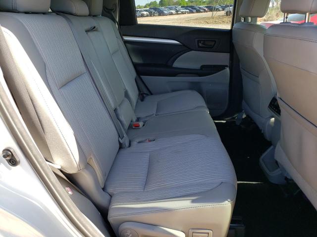 Photo 10 from auction – 2015 TOYOTA HIGHLANDER with VIN 5TDZKRFH7FS107104