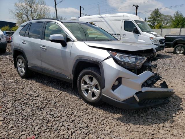 Photo 4 from auction – 2019 TOYOTA RAV4 XLE with VIN JTMP1RFV9KJ002118