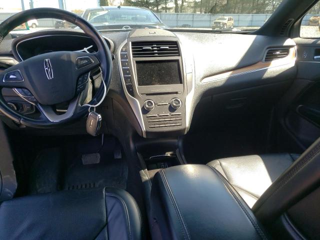 Photo 8 from auction – 2017 LINCOLN MKC RESERV with VIN 5LMTJ3DH5HUL36560