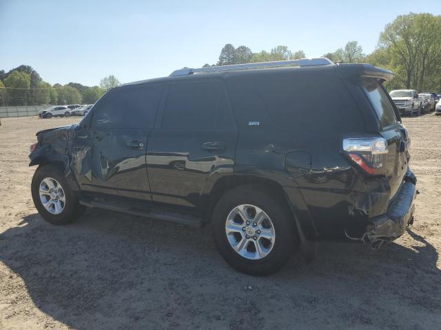 Photo 2 from auction – 2018 TOYOTA 4RUNNER SR with VIN JTEZU5JR5J5175673