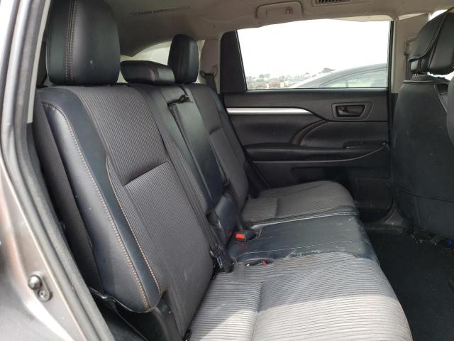 Photo 11 from auction – 2017 TOYOTA HIGHLANDER with VIN 5TDBZRFH3HS409490