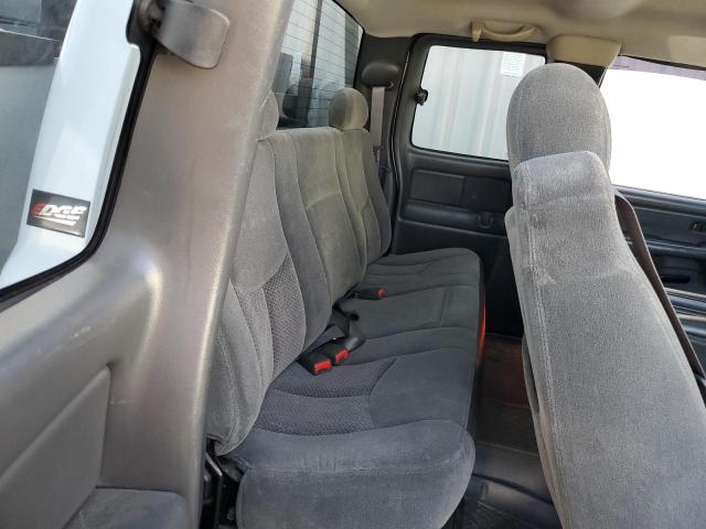 Photo 10 from auction – 2004 CHEVROLET SILVERADO with VIN 1GCHK292X4E313742