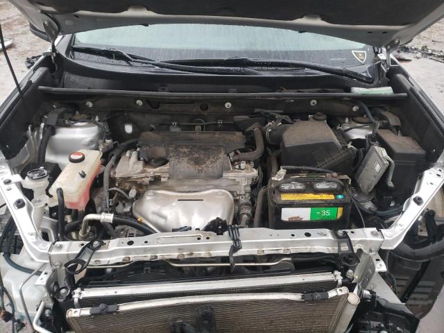 Photo 11 from auction – 2015 TOYOTA RAV4 LE with VIN JTMBFREV4FD148492