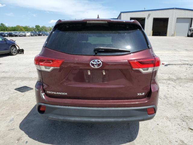 Photo 6 from auction – 2019 TOYOTA HIGHLANDER with VIN 5TDKZRFH1KS302851