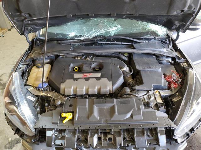 Photo 11 from auction – 2018 FORD FOCUS ST with VIN 1FADP3L96JL265245