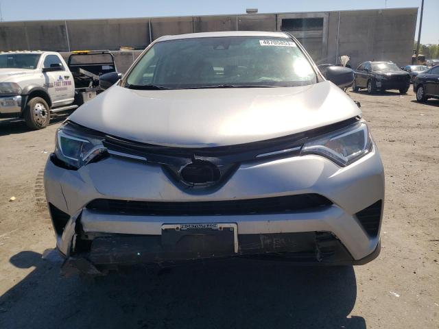 Photo 5 from auction – 2018 TOYOTA RAV4 LE with VIN 2T3ZFREV0JW417145