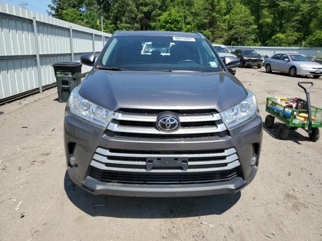 Photo 5 from auction – 2019 TOYOTA HIGHLANDER with VIN 5TDJZRFH1KS719799