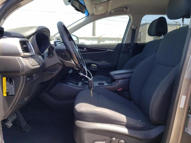 Photo 7 from auction – 2016 KIA SORENTO LX with VIN 5XYPG4A36GG093945