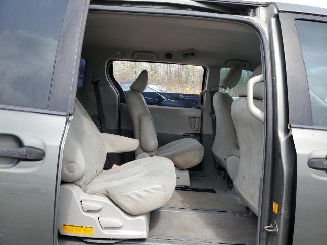 Photo 11 from auction – 2011 TOYOTA SEINNA with VIN 5TDKA3DC9BS002857