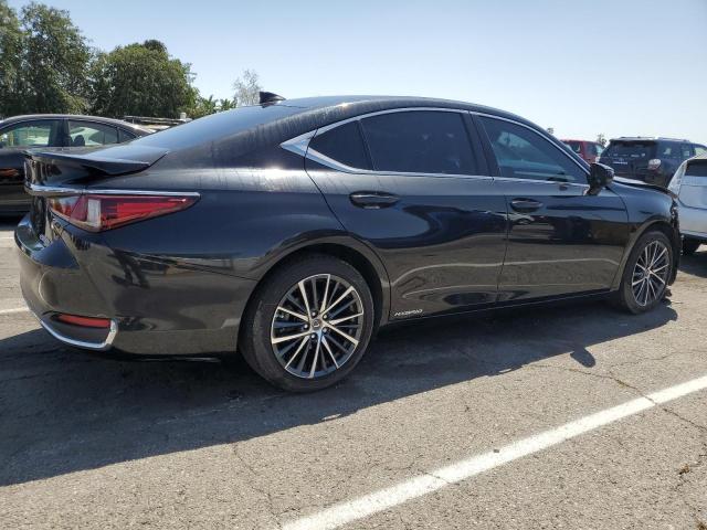 Photo 3 from auction – 2022 LEXUS ES 300H BA with VIN 58ADA1C15NU016319