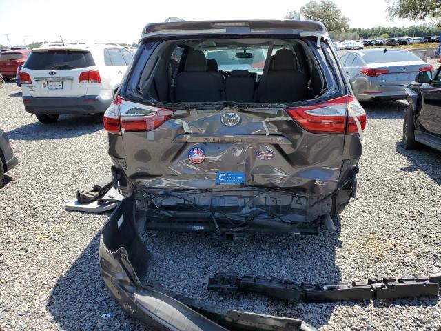 Photo 6 from auction – 2017 TOYOTA SIENNA XLE with VIN 5TDYZ3DC4HS899954