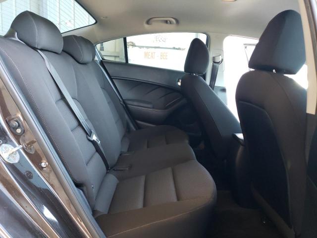 Photo 10 from auction – 2017 KIA FORTE LX with VIN 3KPFK4A74HE015188