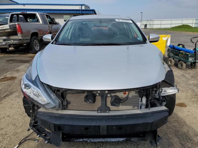 Photo 5 from auction – 2017 NISSAN ALTIMA 2.5 with VIN 1N4AL3AP4HC209704