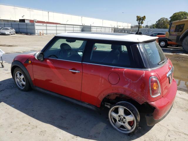 Photo 2 from auction – 2007 MINI COOPER with VIN WMWMF33537TT53945