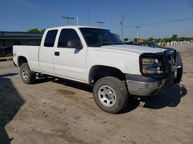 Photo 4 from auction – 2003 CHEVROLET SILVERADO with VIN 1GCEK19V33E323535