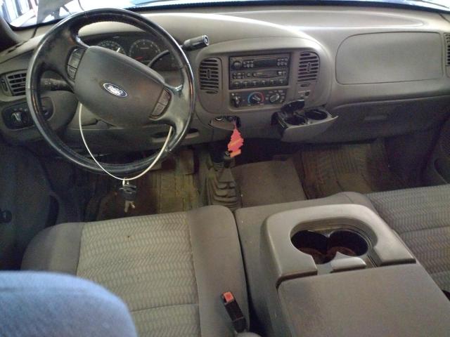 Photo 8 from auction – 2003 FORD F150 with VIN 1FTRX18WX3NA14965