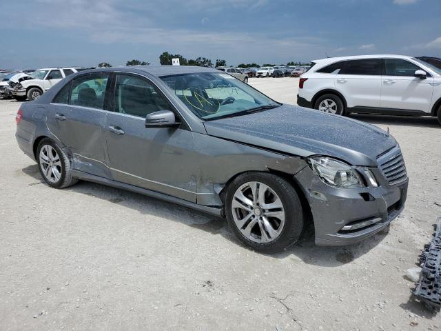 Photo 4 from auction – 2011 MERCEDES-BENZ E 550 with VIN WDDHF7CB2BA266646