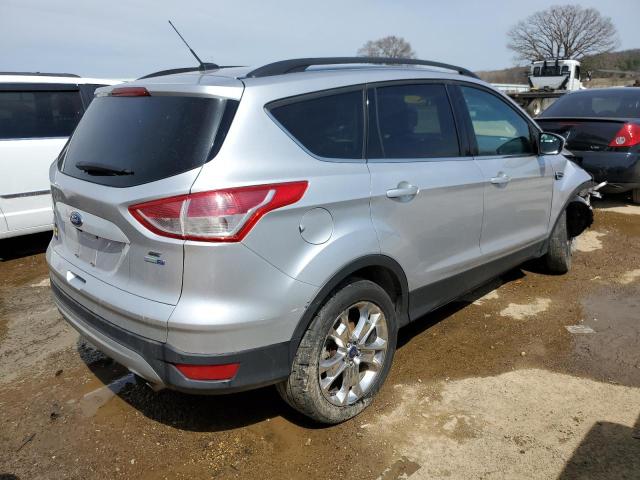 Photo 3 from auction – 2016 FORD ESCAPE SE with VIN 1FMCU9GX3GUA93295