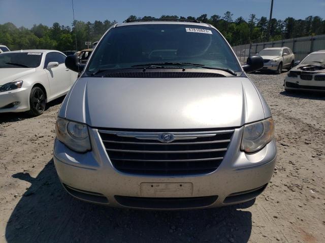 Photo 5 from auction – 2006 CHRYSLER TOWN & COU with VIN 2C4GP44RX5R164203