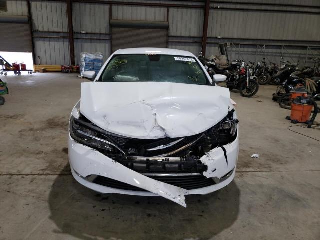 Photo 5 from auction – 2015 CHRYSLER 200 LIMITE with VIN 1C3CCCAB3FN553960