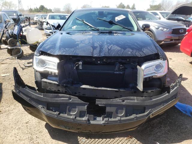 Photo 5 from auction – 2015 CHRYSLER 300 LIMITE with VIN 2C3CCAAG5FH853850