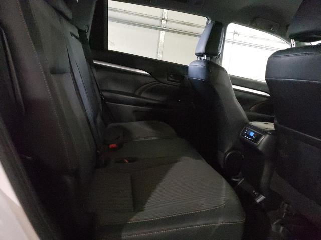 Photo 11 from auction – 2019 TOYOTA HIGHLANDER with VIN 5TDBZRFH8KS916120