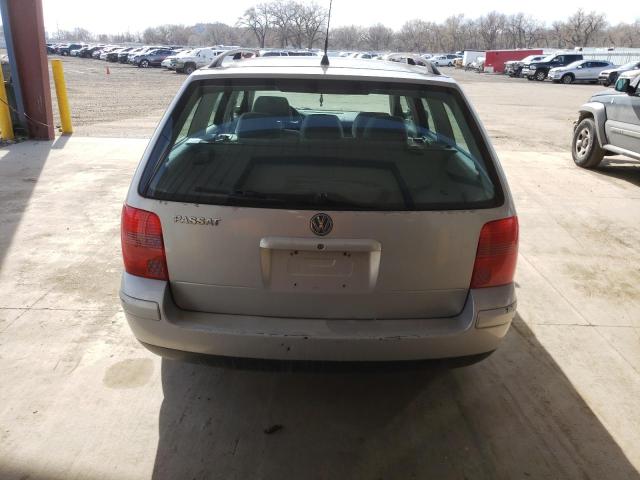 Photo 6 from auction – 2001 VOLKSWAGEN PASSAT GLS with VIN WVWHC63B11E036634