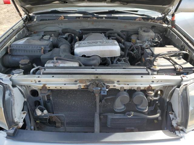 Photo 11 from auction – 2004 TOYOTA 4RUNNER SR with VIN JTEBT14R040043561