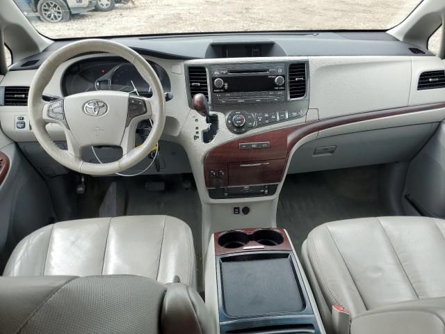 Photo 8 from auction – 2011 TOYOTA SIENNA XLE with VIN 5TDYK3DC1BS149679