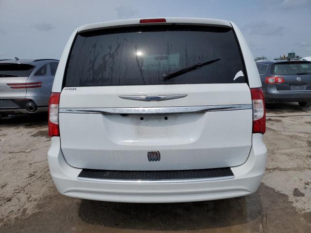 Photo 6 from auction – 2015 CHRYSLER TOWN & COU with VIN 2C4RC1BG6FR563017