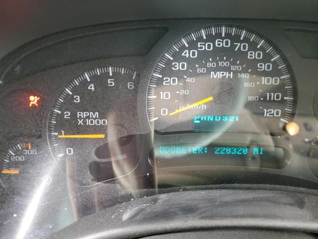 Photo 9 from auction – 2005 GMC YUKON with VIN 1GKFK66U95J104316