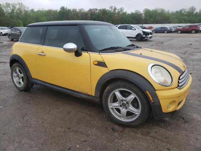 Photo 4 from auction – 2007 MINI COOPER with VIN WMWMF33517TT56553