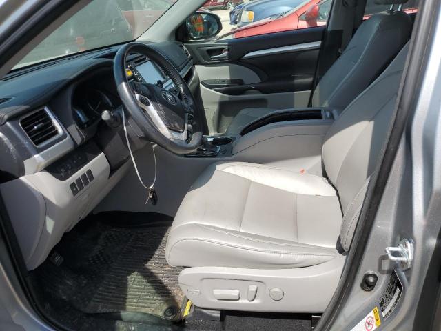 Photo 7 from auction – 2018 TOYOTA HIGHLANDER with VIN 5TDJZRFH8JS858987