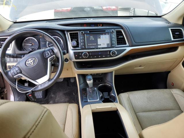 Photo 8 from auction – 2017 TOYOTA HIGHLANDER with VIN 5TDDZRFH0HS370155
