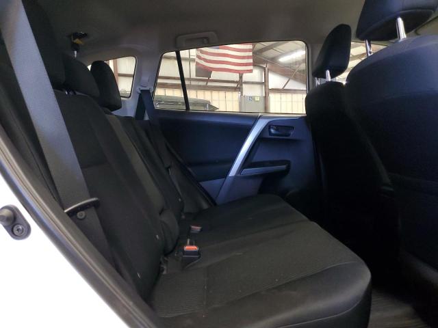 Photo 11 from auction – 2018 TOYOTA RAV4 LE with VIN 2T3BFREV4JW853773
