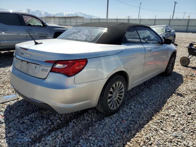 Photo 3 from auction – 2012 CHRYSLER 200 TOURIN with VIN 1C3BCBEB9CN116069